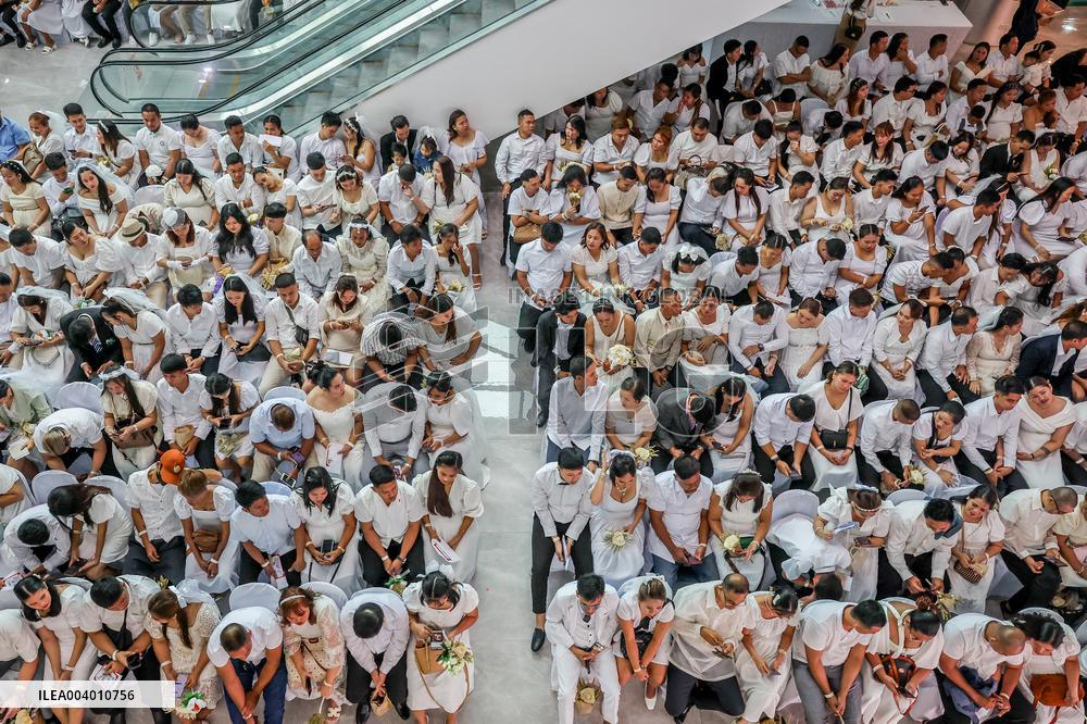 Mass Wedding Ceremony - Philippines