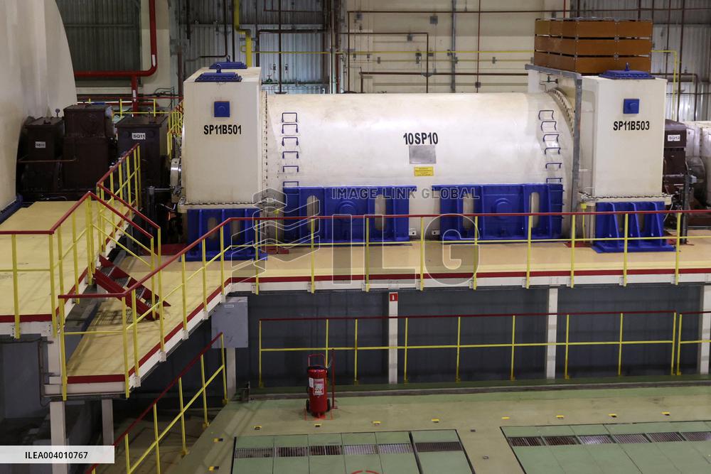 Iran President Visits Bushehr Nuclear Power Plant - Iran