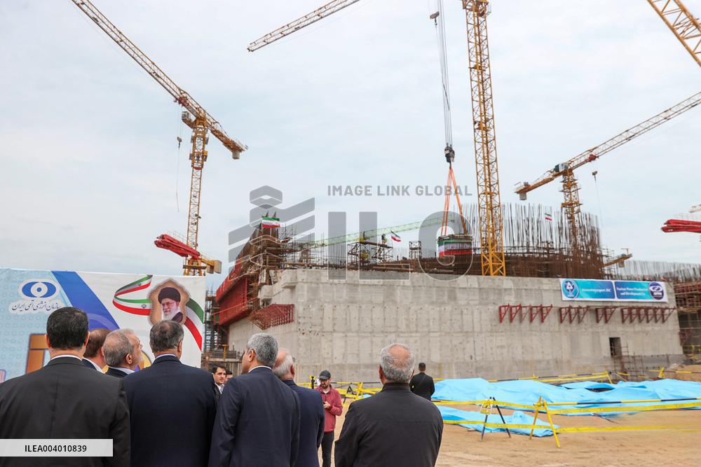 Iran President Visits Bushehr Nuclear Power Plant - Iran