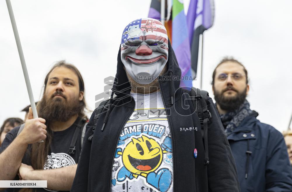 Game Production Studio Workers Strike - Paris