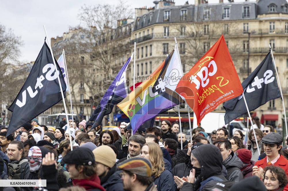 Game Production Studio Workers Strike - Paris