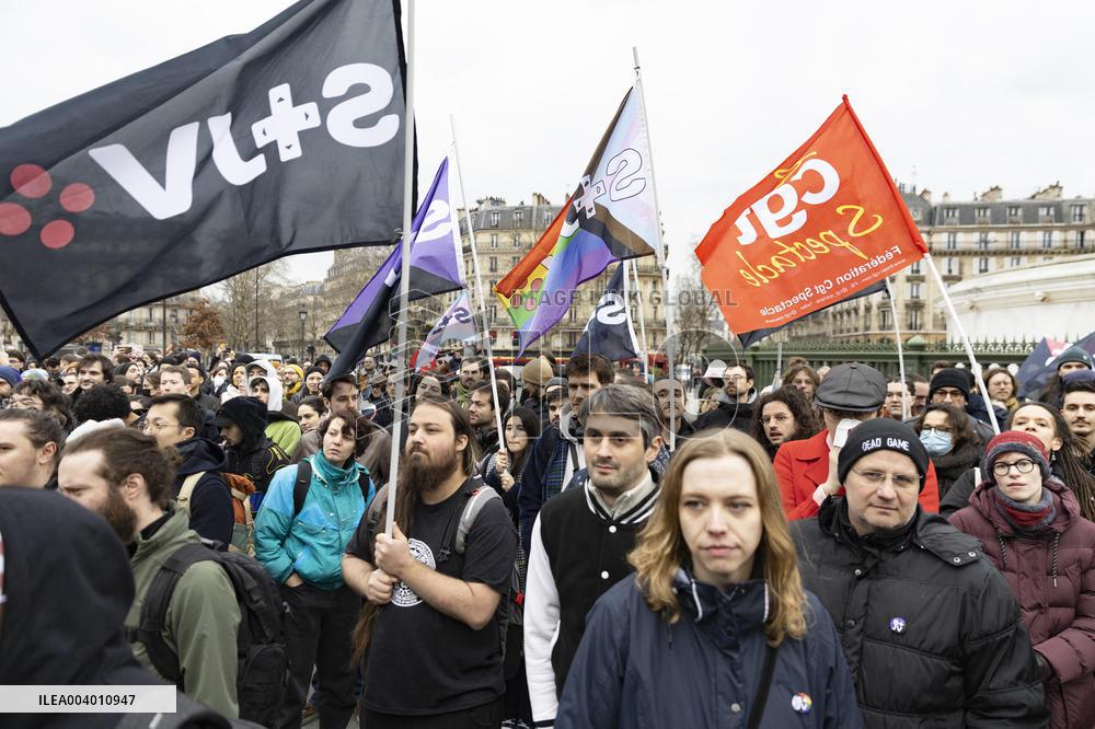 Game Production Studio Workers Strike - Paris