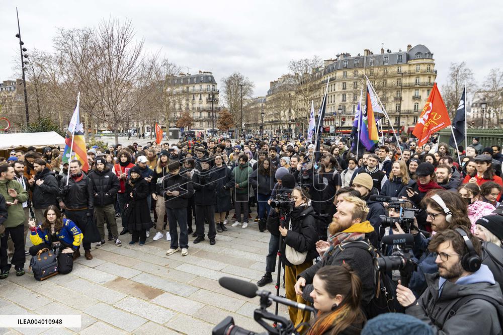 Game Production Studio Workers Strike - Paris