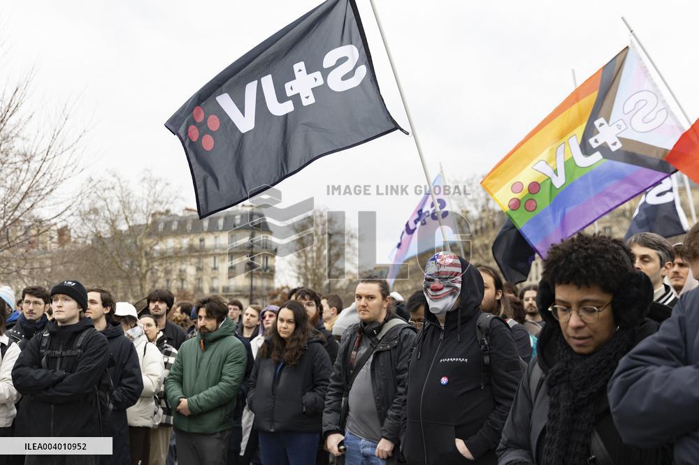 Game Production Studio Workers Strike - Paris