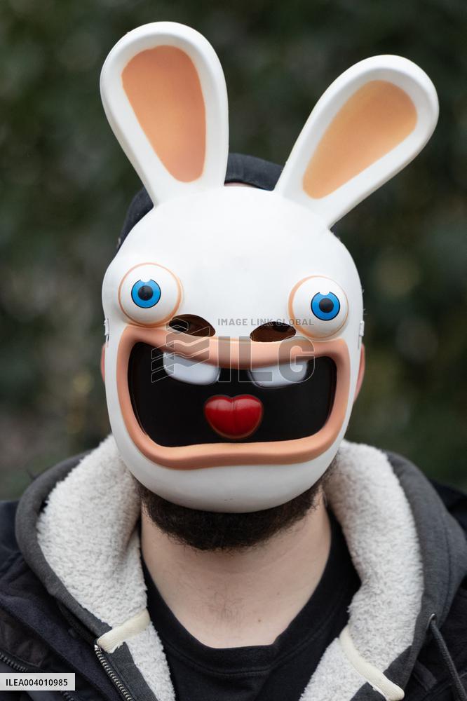 General Strike in the Video Game Industry - Paris RL