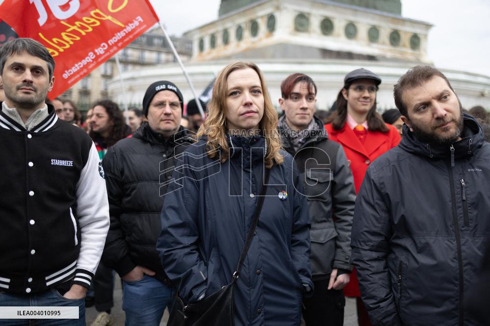 General Strike in the Video Game Industry - Paris RL