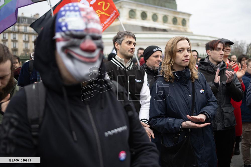 General Strike in the Video Game Industry - Paris RL