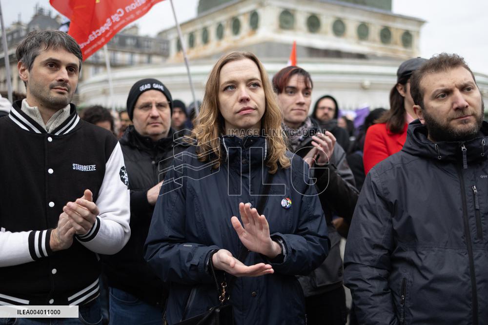 General Strike in the Video Game Industry - Paris RL