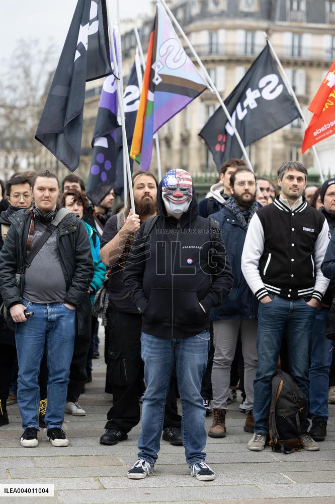 General Strike in the Video Game Industry - Paris RL