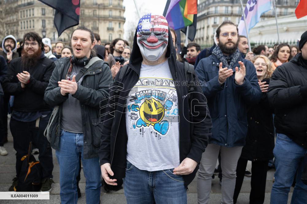 General Strike in the Video Game Industry - Paris RL