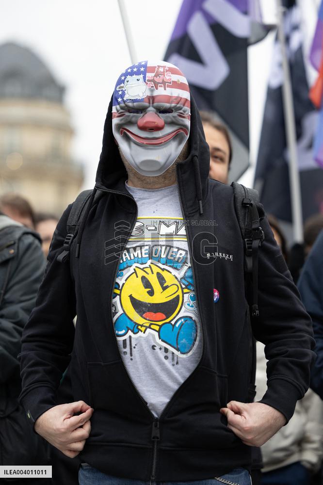 General Strike in the Video Game Industry - Paris RL