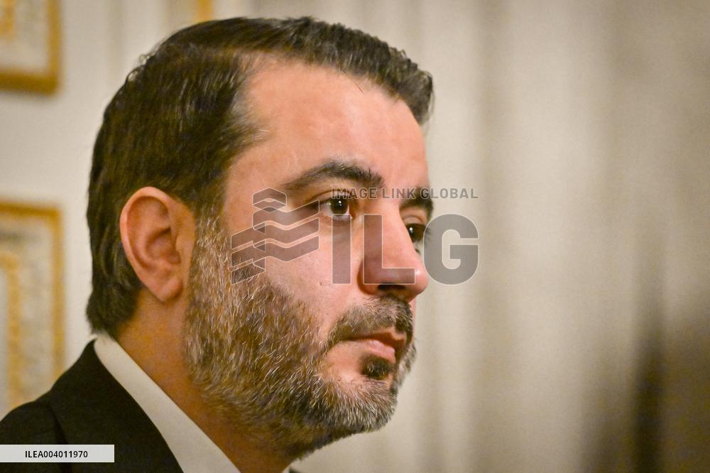 Syrian Minister of Foreign Affairs meets Syrian diaspora in Paris - FA