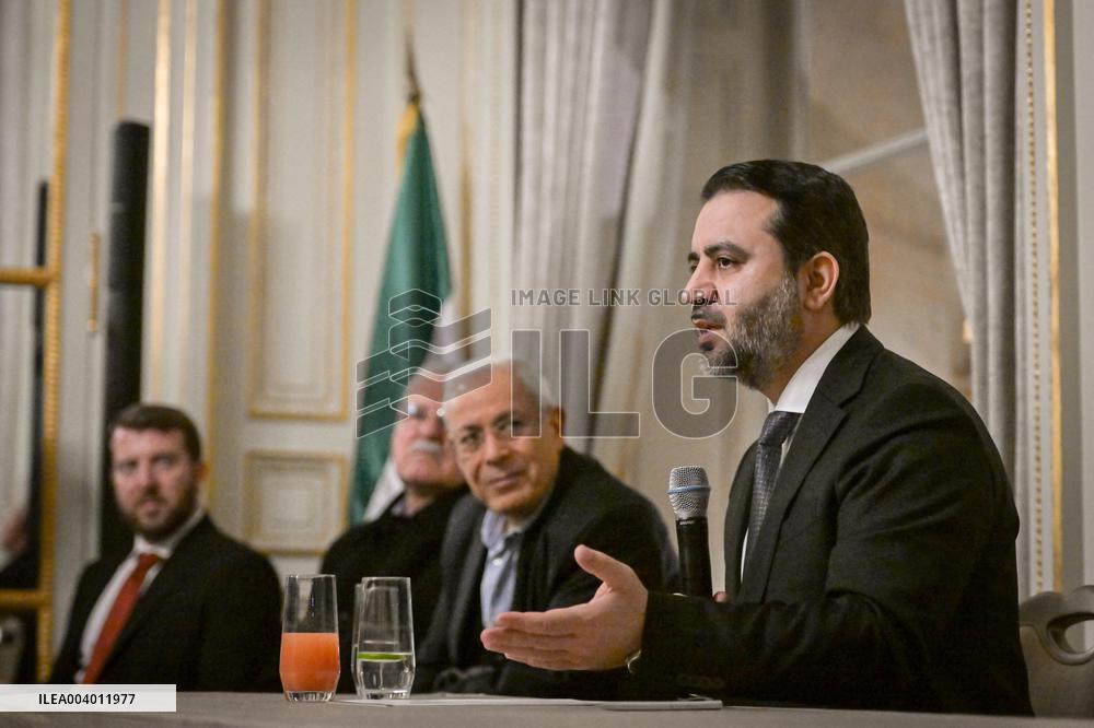 Syrian Minister of Foreign Affairs meets Syrian diaspora in Paris - FA