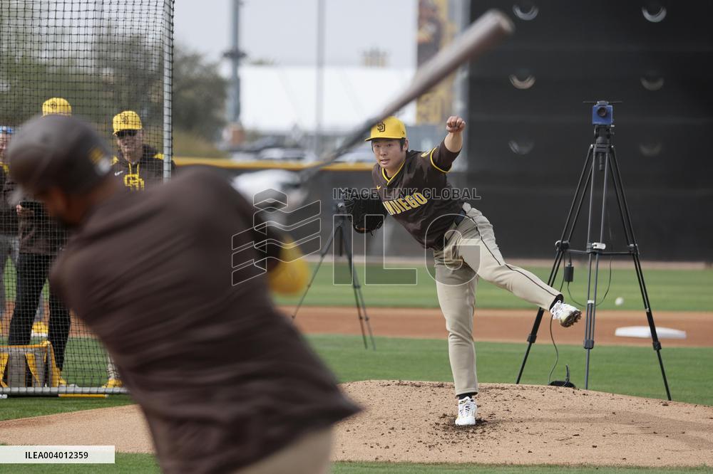 Baseball: MLB spring training