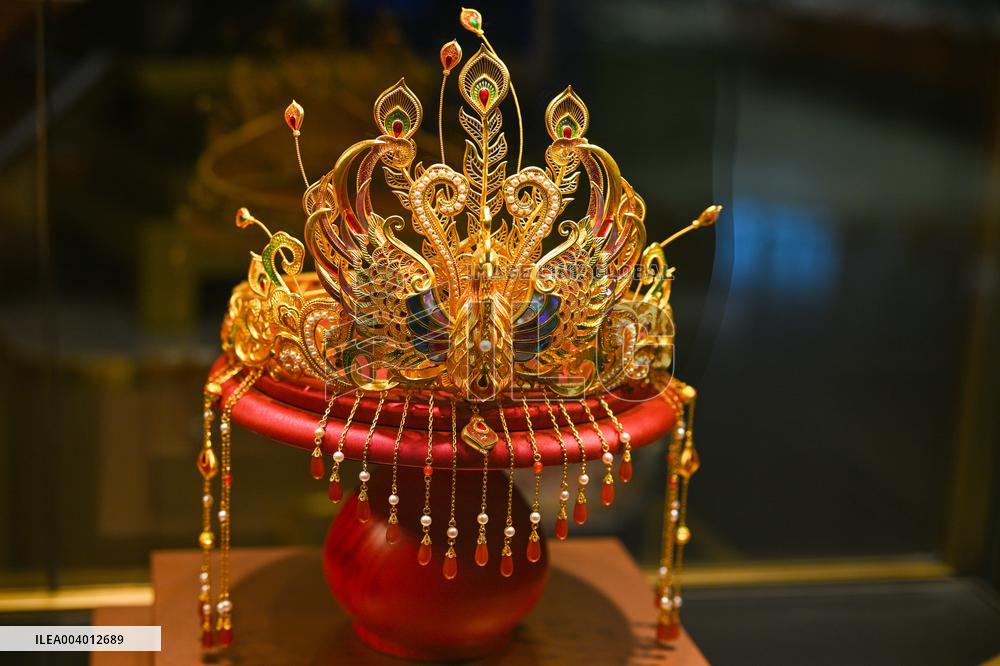 Gold Jewelry Prices Rise