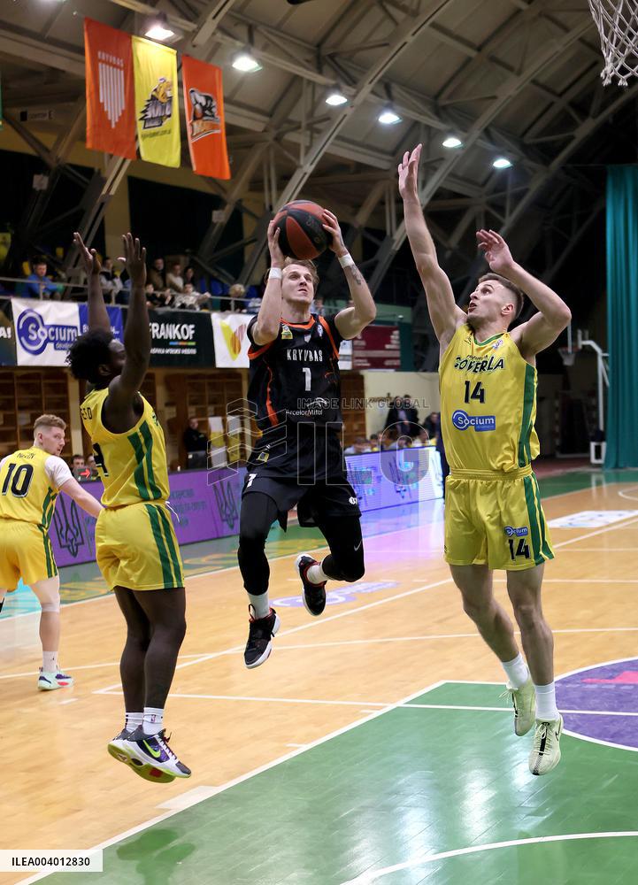 Prykarpattia-Hoverla defeats Kryvbas 77-68 in Ukrainian SuperLeague match