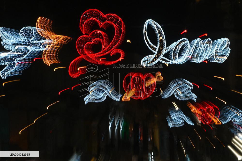 Light Decorations For a Romantic Valentine's Day - Malta
