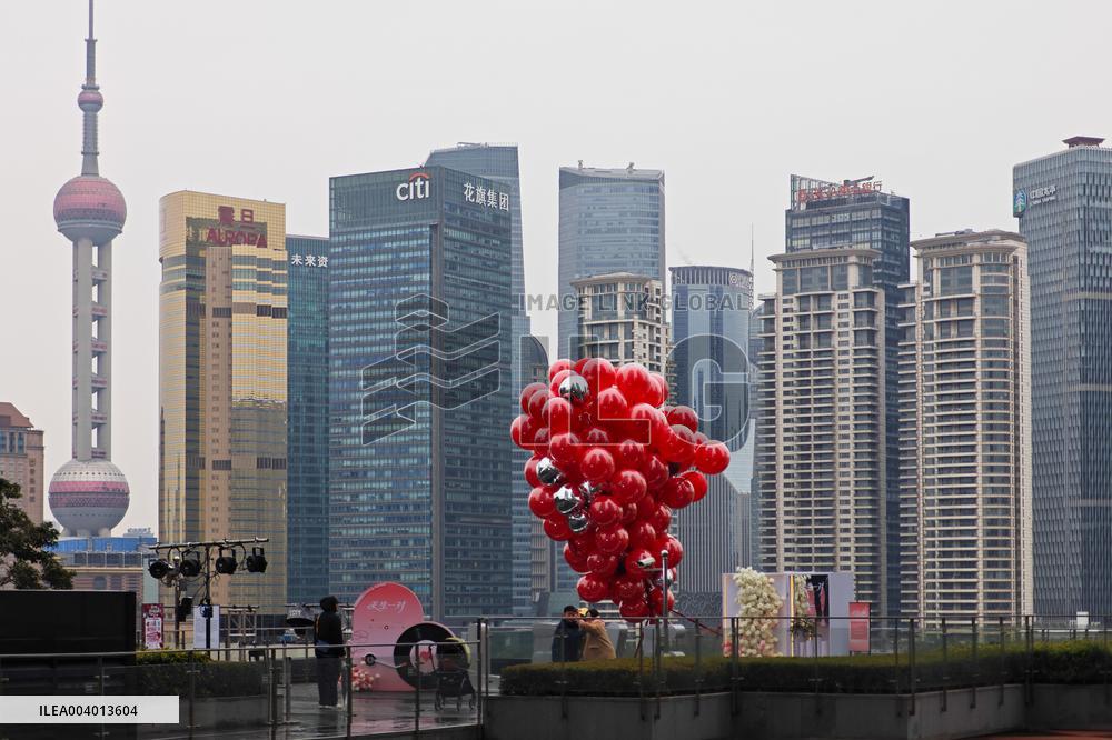 Confession Balloons in Shanghai