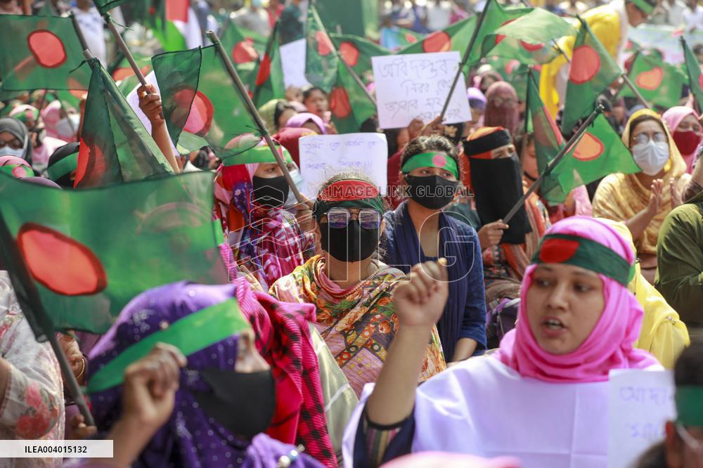 Teachers Protest in Bangladesh