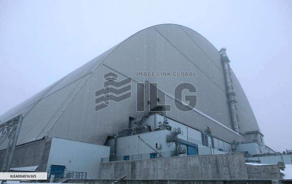 Russian drone hits Chornobyl shelter