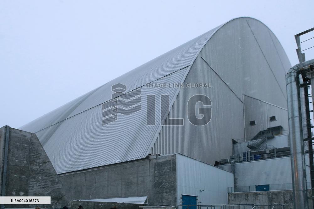 Russian drone hits Chornobyl shelter