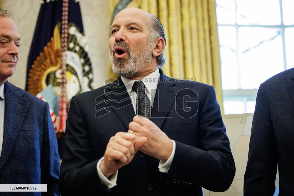 DC: U.S. President Trump Signs Executive Orders in the Oval Office