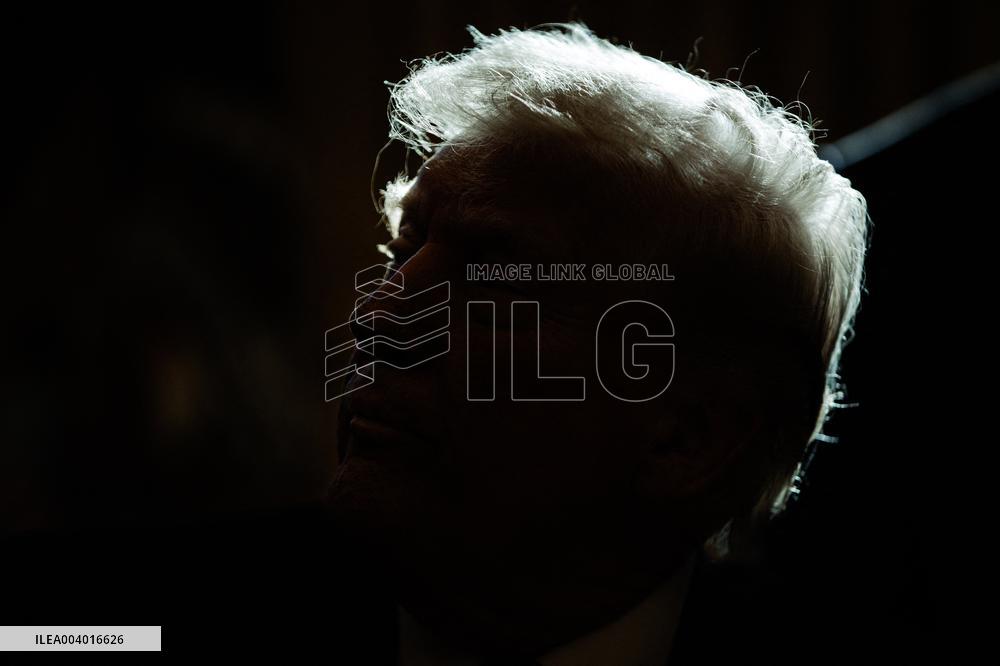 DC: U.S. President Trump Signs Executive Orders in the Oval Office