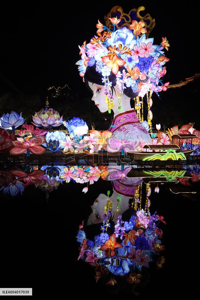 Giant Goddess Lamp Group