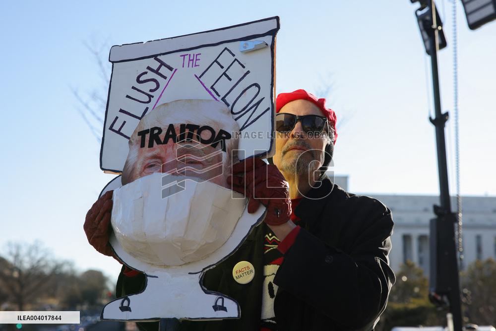 Washington DC Anti-DOGE Protest US Health and Human Services Offices