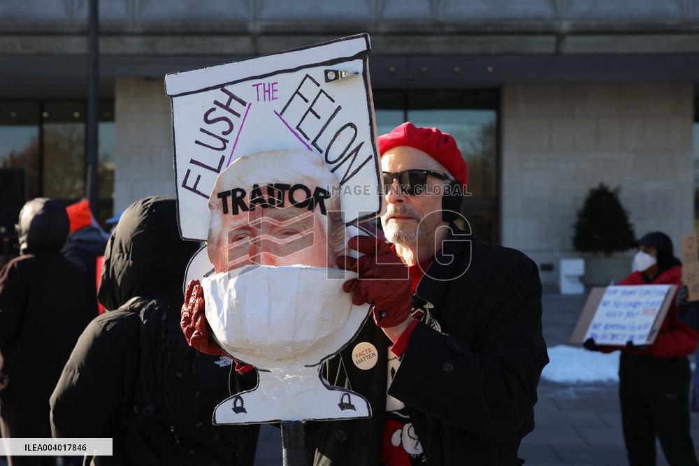 Washington DC Anti-DOGE Protest US Health and Human Services Offices