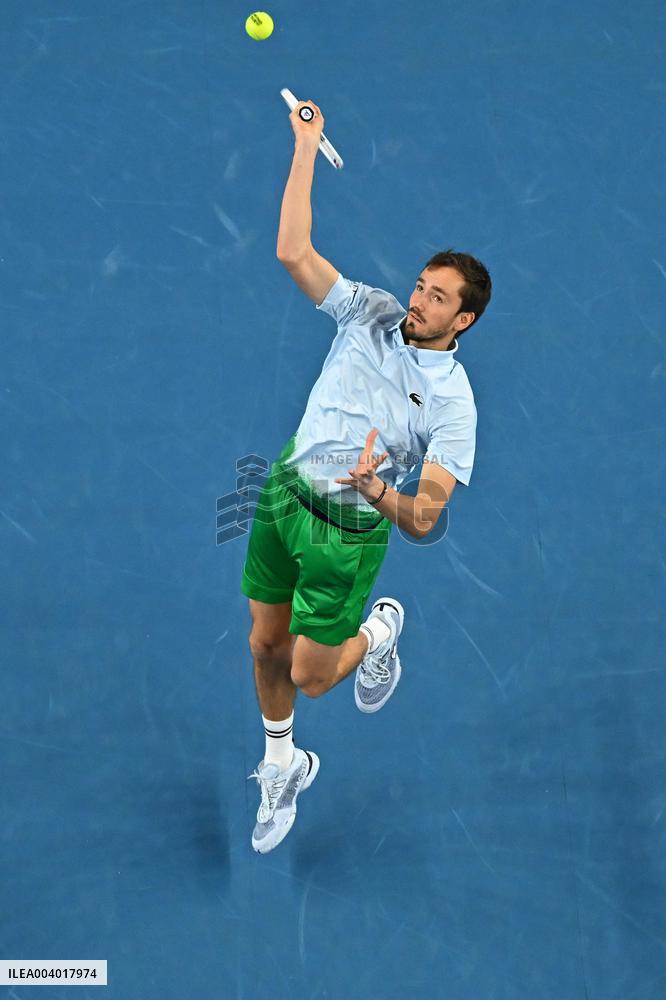 Open 13 Provence - Quarter-Final - Medvedev v Struff