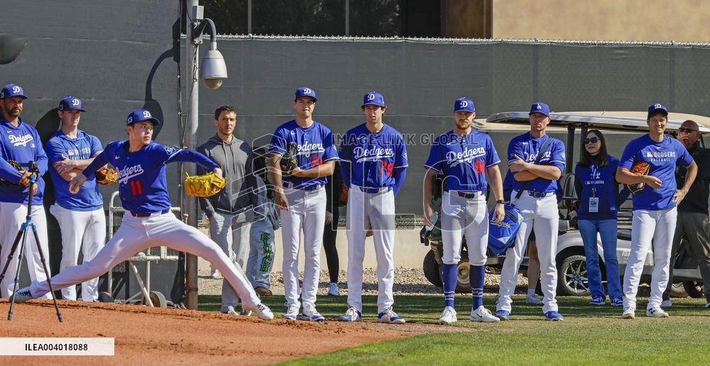 Baseball: MLB spring training