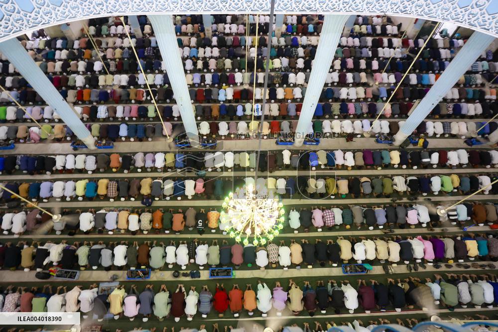 Muslims Pray During Shab-e-Barat - Bangladesh