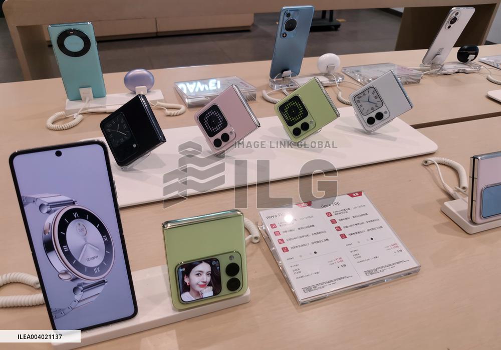 2024 Phones Shipments Increase in China