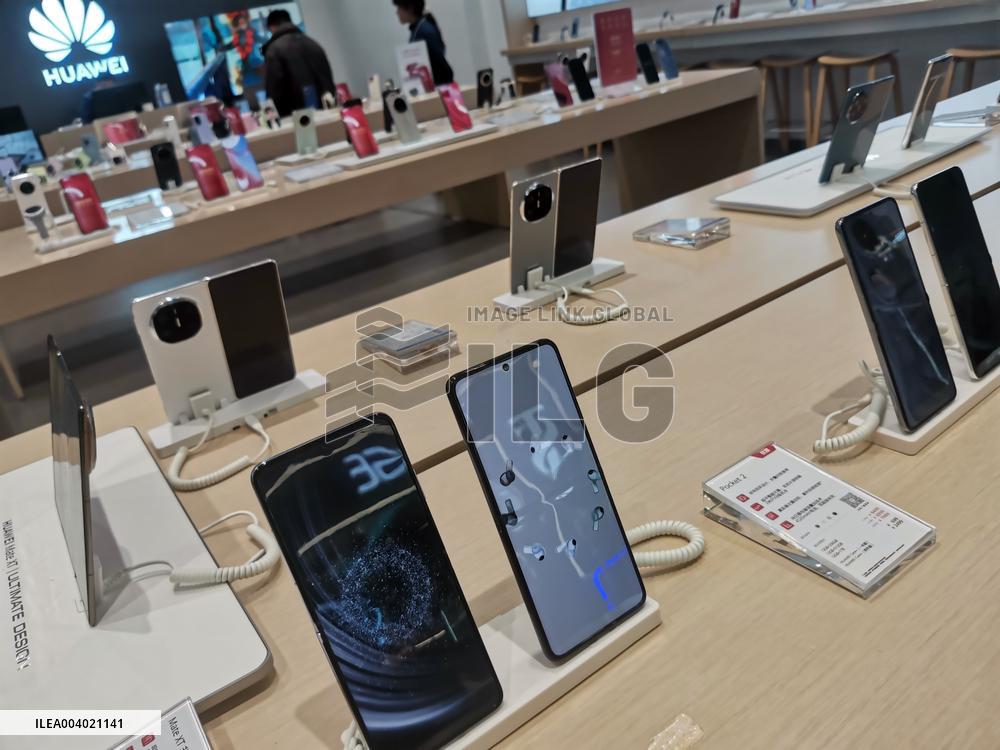 2024 Phones Shipments Increase in China