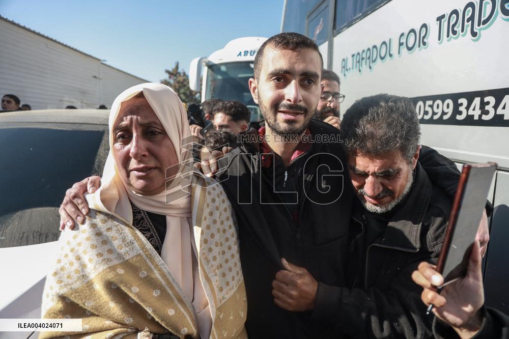Released Palestinian Prisoners Arrive In West Bank And Gaza Strip