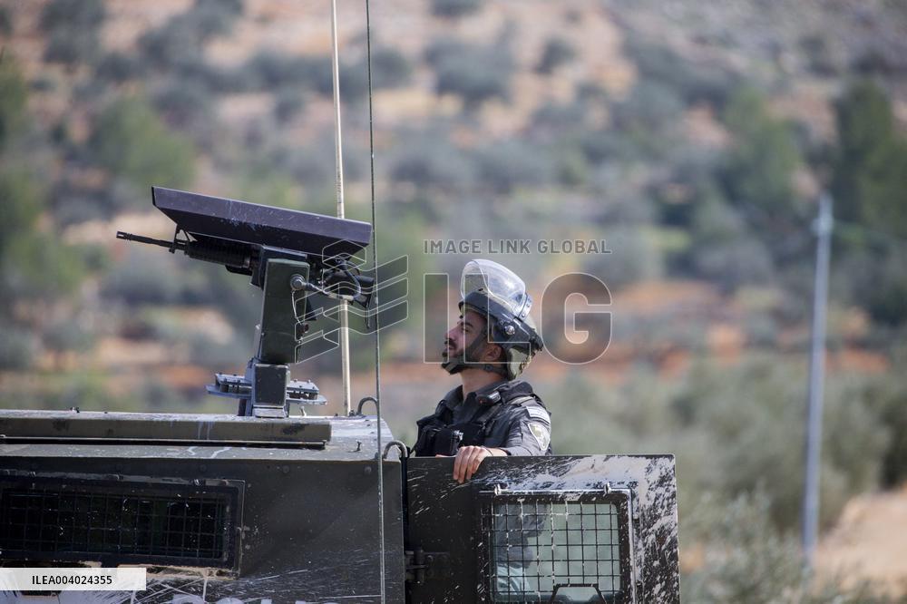 Israel Army Raids Nablus Amid Ongoing West Bank Offensive