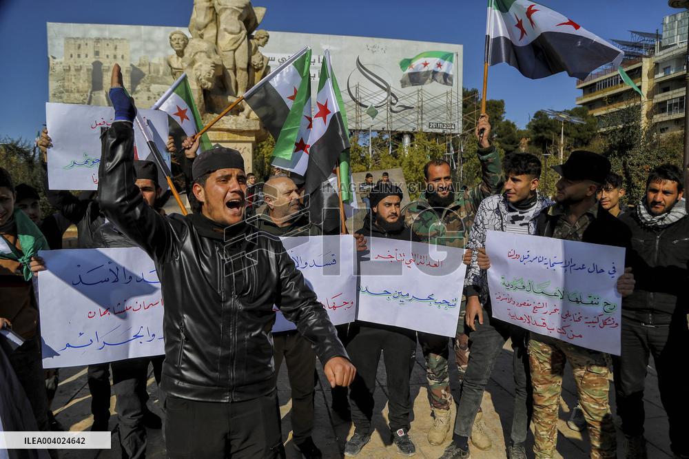 Demonstration In Saadallah al-Jabri Square - Aleppo