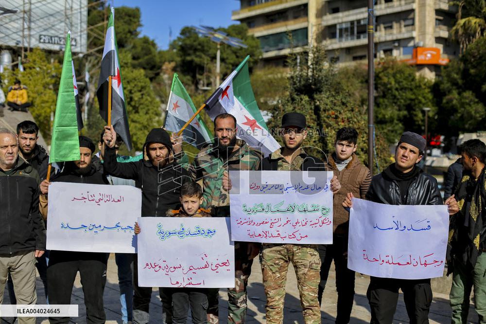 Demonstration In Saadallah al-Jabri Square - Aleppo