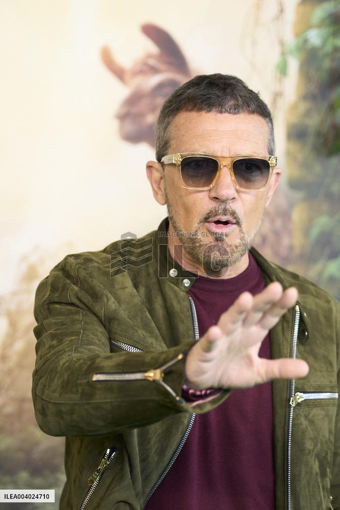 Antonio Banderas At Paddington In Peru Premiere - Madrid