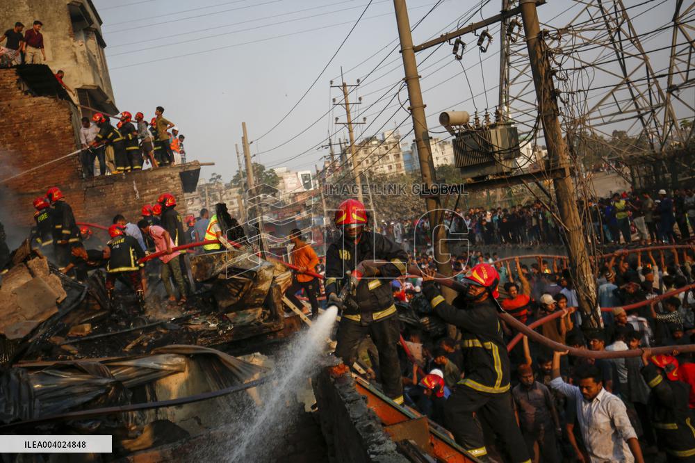 Fire Breaks Out In Dhaka