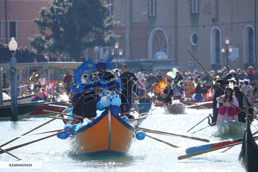 Pantegana Sail Parade In Venice