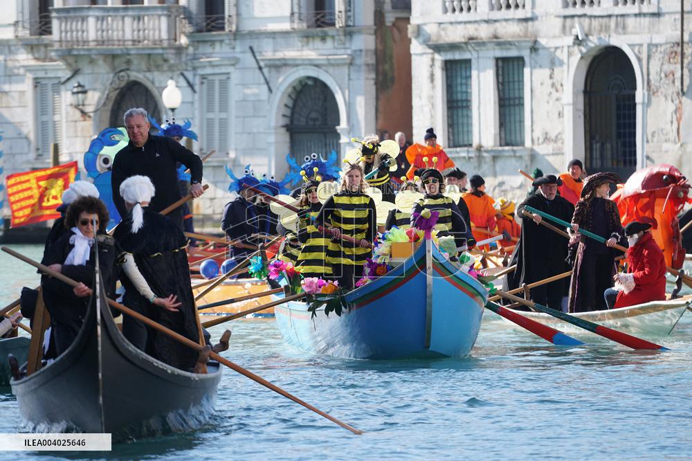 Pantegana Sail Parade In Venice