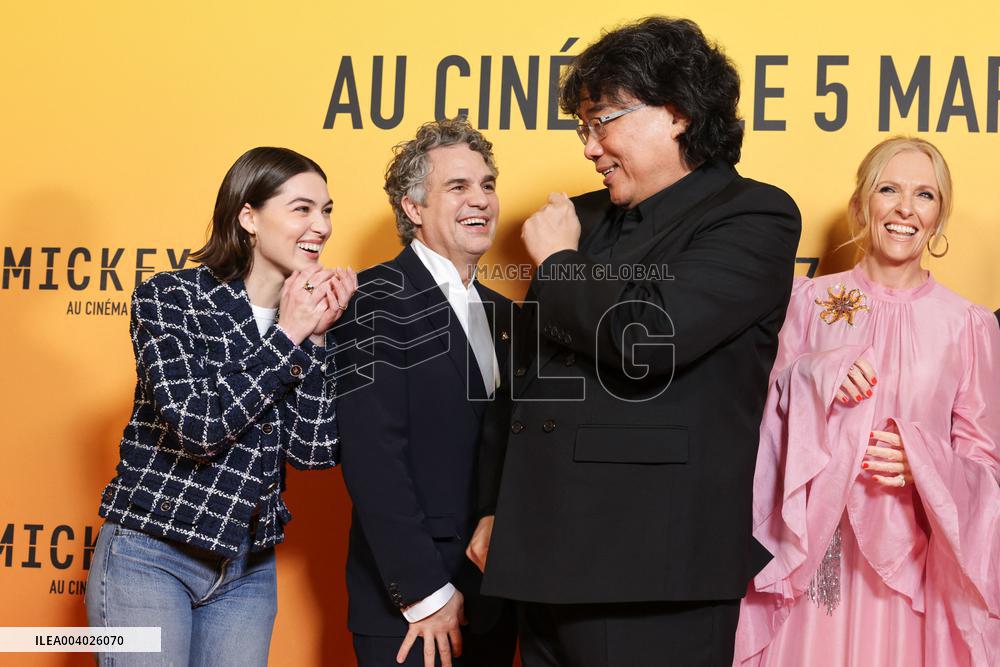 Mickey 17 Premiere - Paris