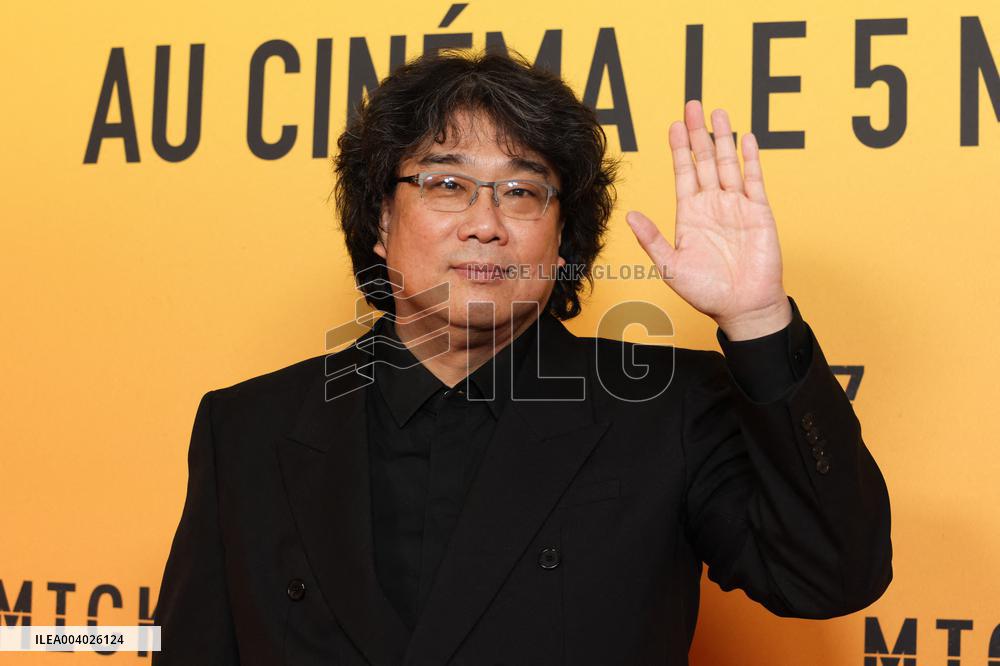 Mickey 17 Premiere - Paris