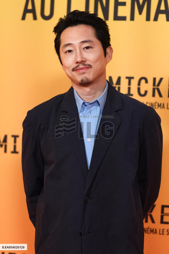 Mickey 17 Premiere - Paris