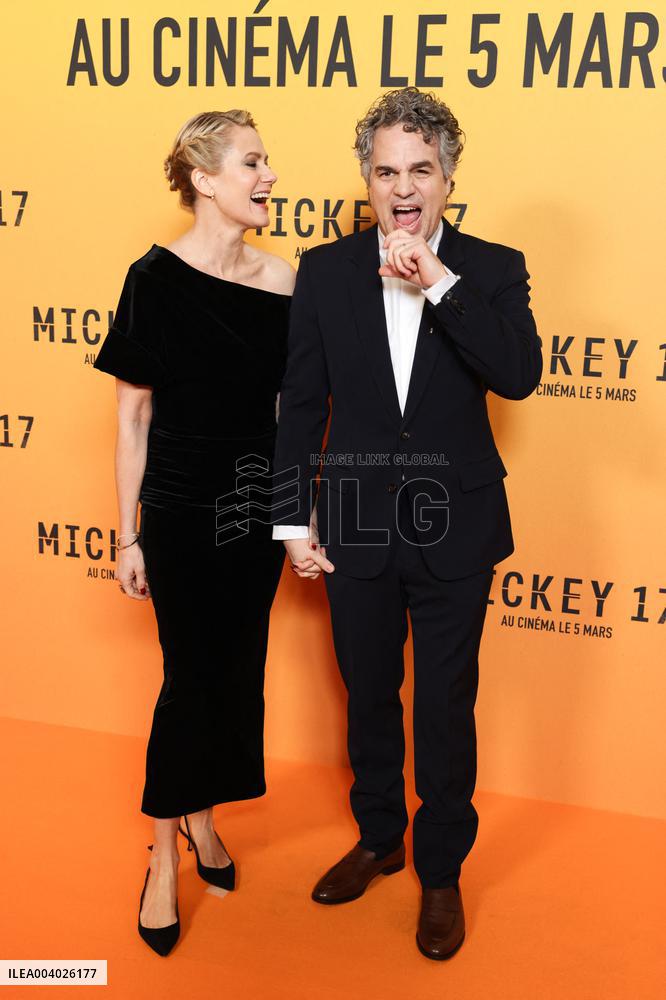 Mickey 17 Premiere - Paris