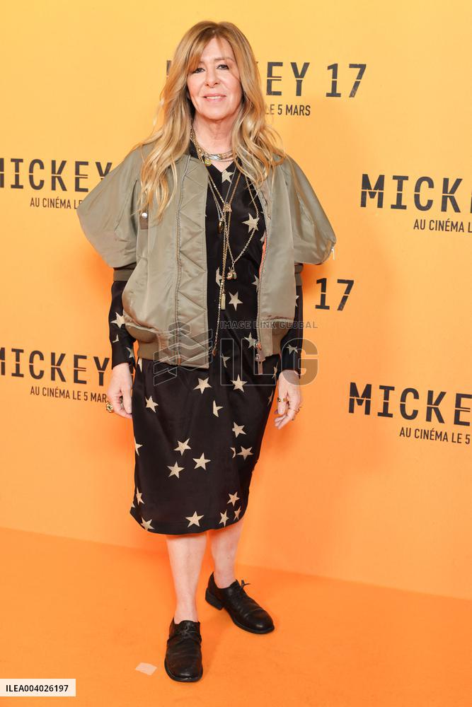 Mickey 17 Premiere - Paris