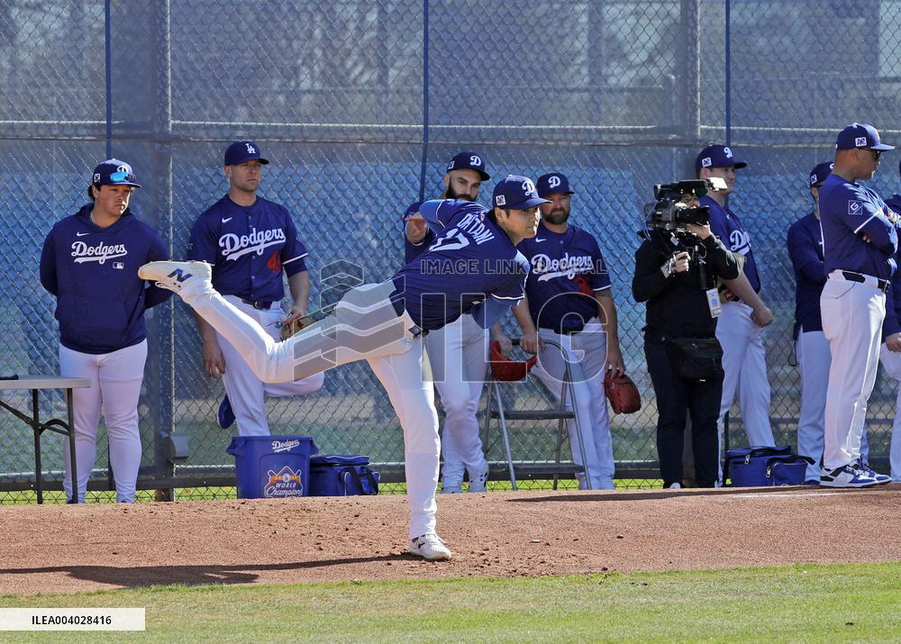 Baseball: MLB spring training