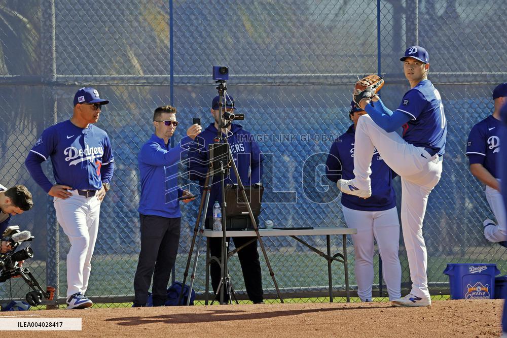 Baseball: MLB spring training